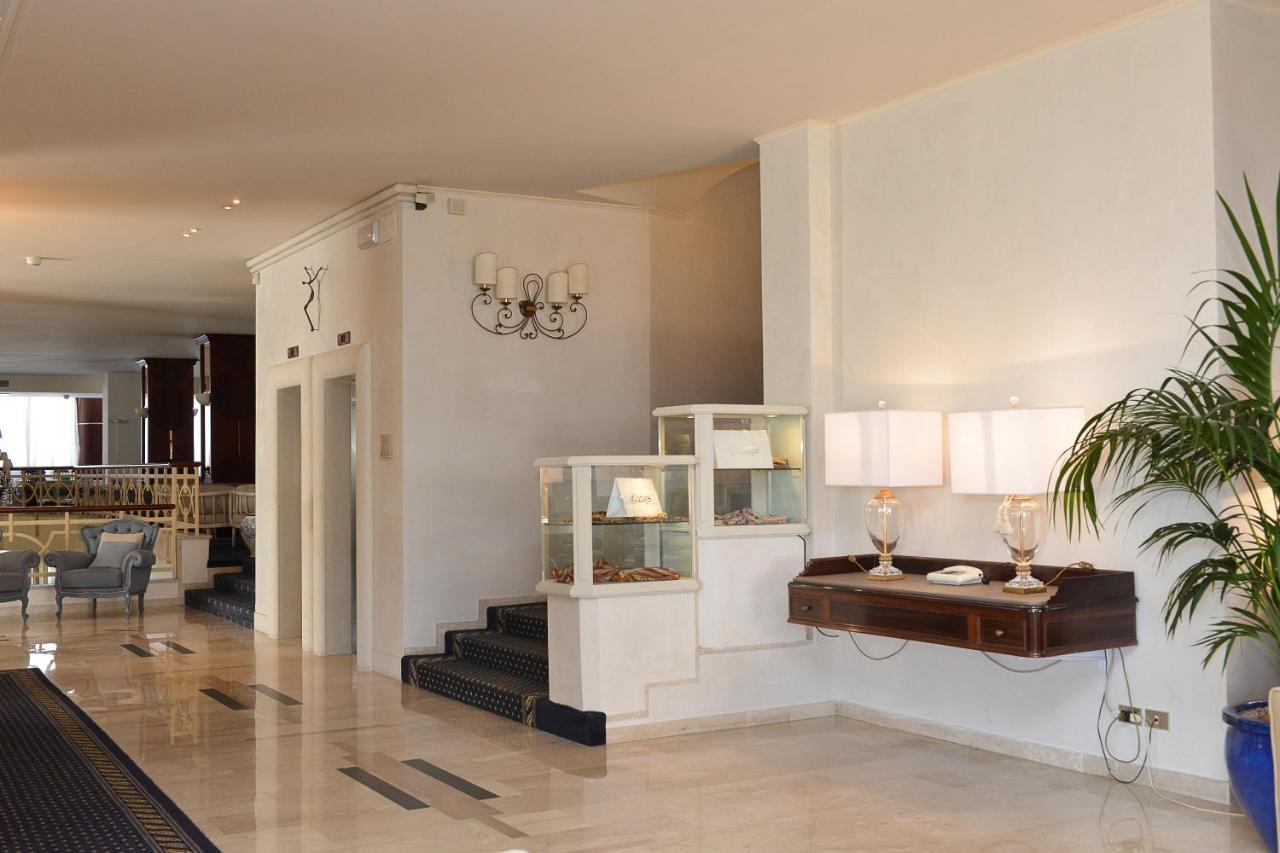 Hotel Anthony Lido di Jesolo Dış mekan fotoğraf