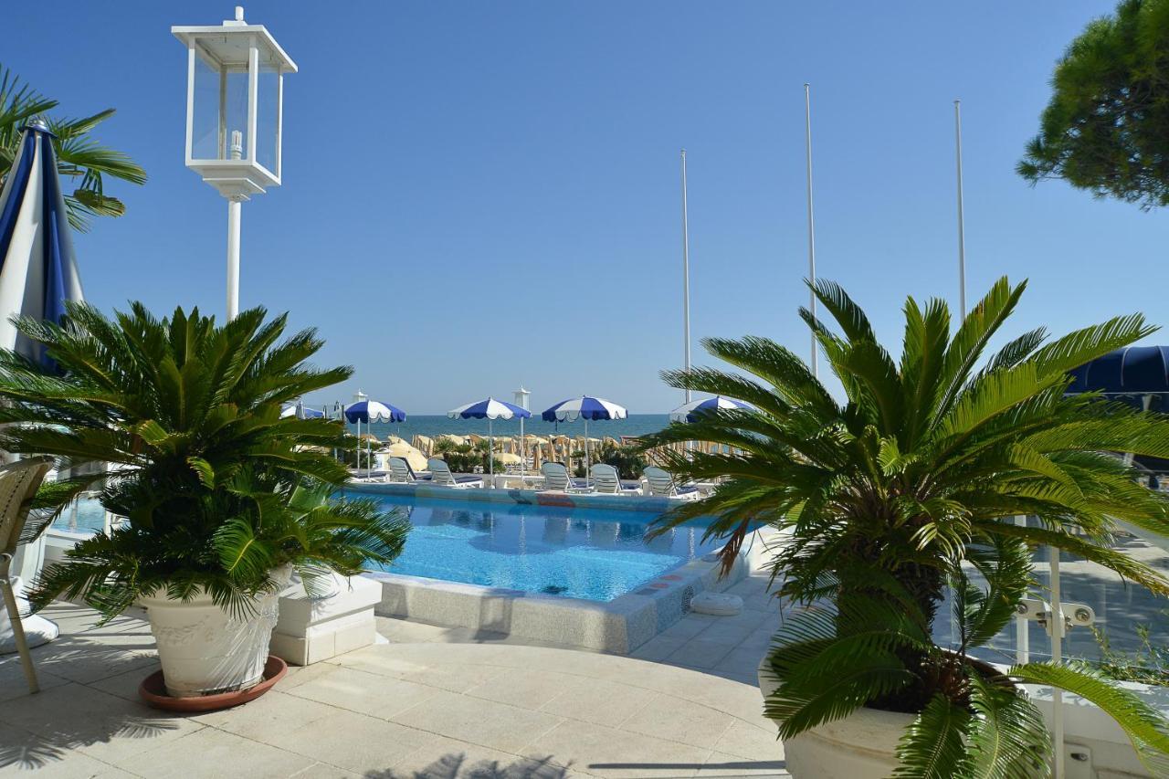 Hotel Anthony Lido di Jesolo Dış mekan fotoğraf